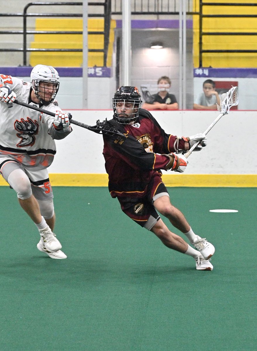 MuskiesLacrosse's tweet image. Great action shots from Joe Francis of Akwesasne. Niawen