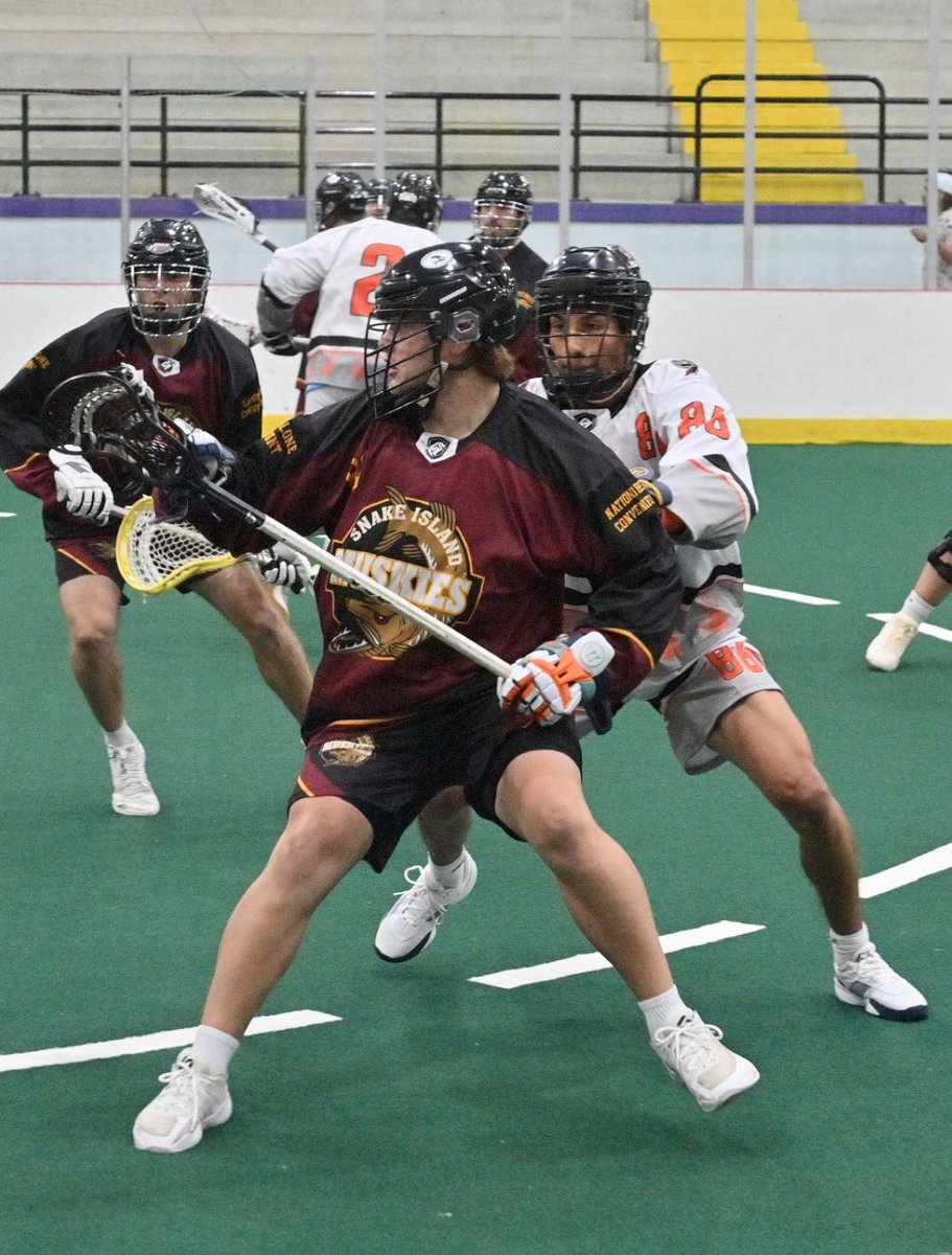 MuskiesLacrosse's tweet image. Great action shots from Joe Francis of Akwesasne. Niawen