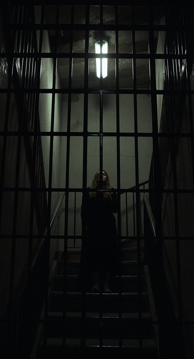 taherdhanera's tweet image. Trapped in the angles of her own mind, every shadow a reflection of fear, every line a cage of her own making.