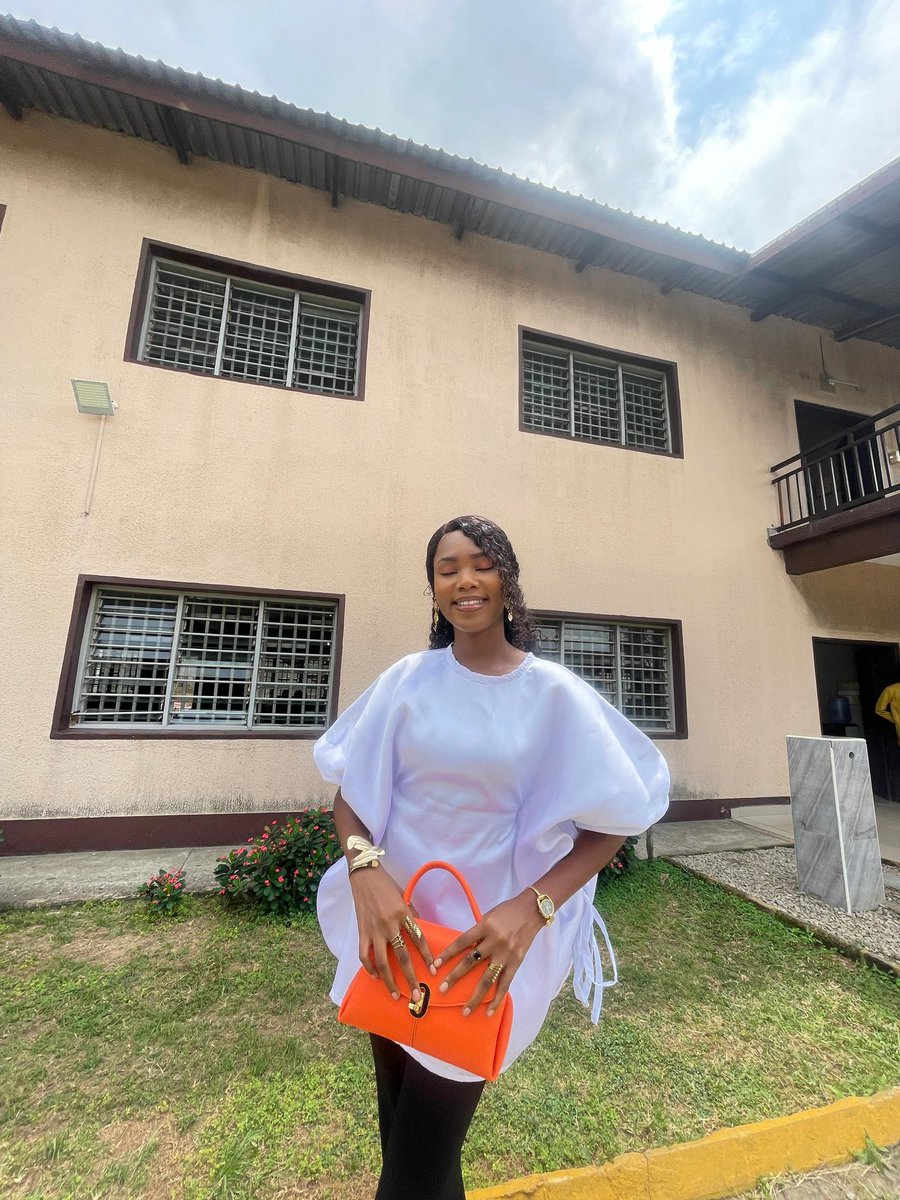 okunadewuraola's tweet photo. It's Sundayyy Again☺️🔥🤍🖤🧡
#modestlook #jwfriends #jwfamily https://t.co/QCL00ZxyON