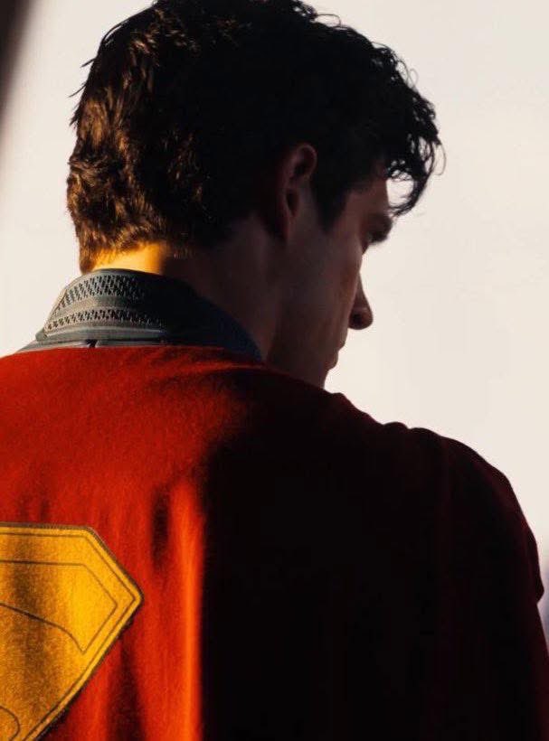 ClarkKalElKent's tweet image. The man of steel.