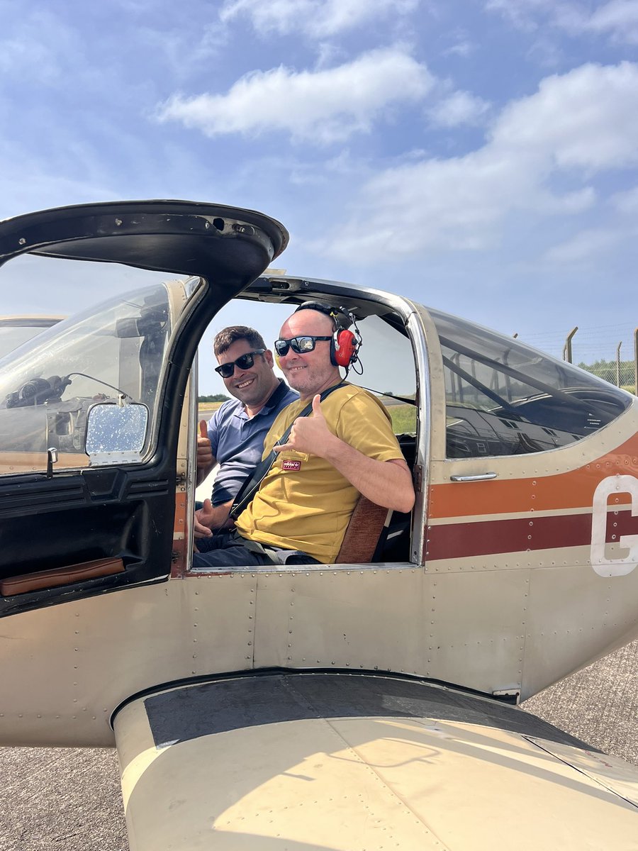 Week 30 #NHS1000miles  difficult couple of weeks hence no posts .. trying to get out as much as I can YTD 1200
Highlight of the last week was my son finally getting to fly around the gower coastline ( a very late 50th birthday present !) what an experience he had !pics 👇🏼