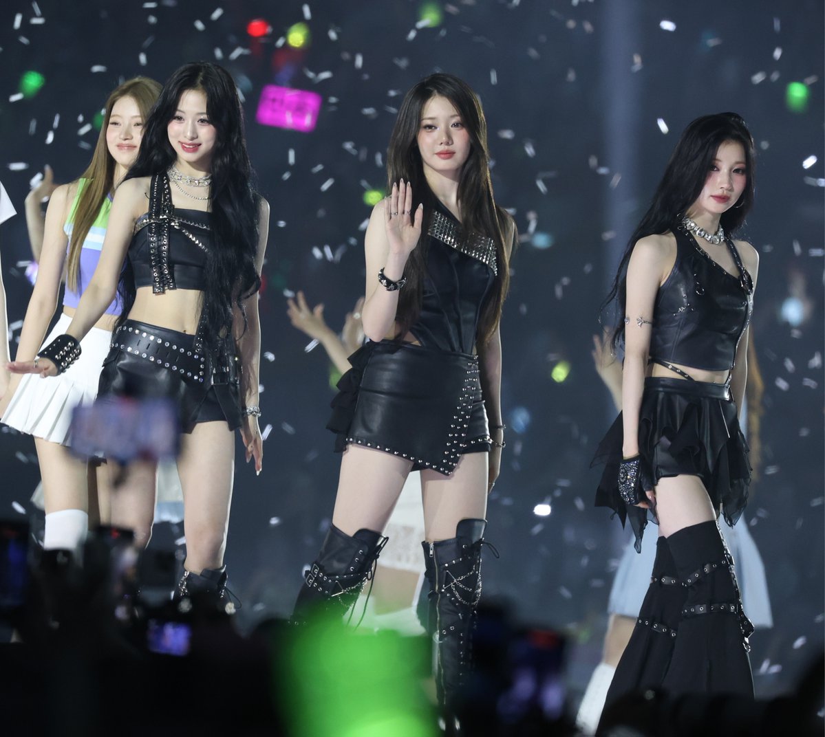 YooyeonS5_'s tweet image. 250727 가요대전 아사 #BABYMONSTER #베이비몬스터 #아사 #ASA #ENAMIASA