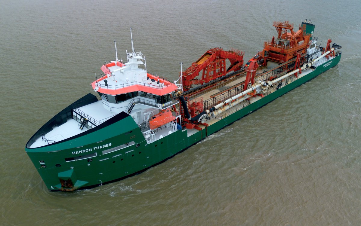 FraserG32883664's tweet photo. Hanson Thames, one of the smartest ships on the River Thames. #HansonThames #HopperDredgers #Dredgers #Dredger #HopperDredger #Maritime #Shipping #MarineAggregateDredger #AggBusiness #AggregatesNews #ShipsInPics #Shipspotting #Ship #WorkingRiver #RiverThames #Thames https://t.co/VeAOTCctBM