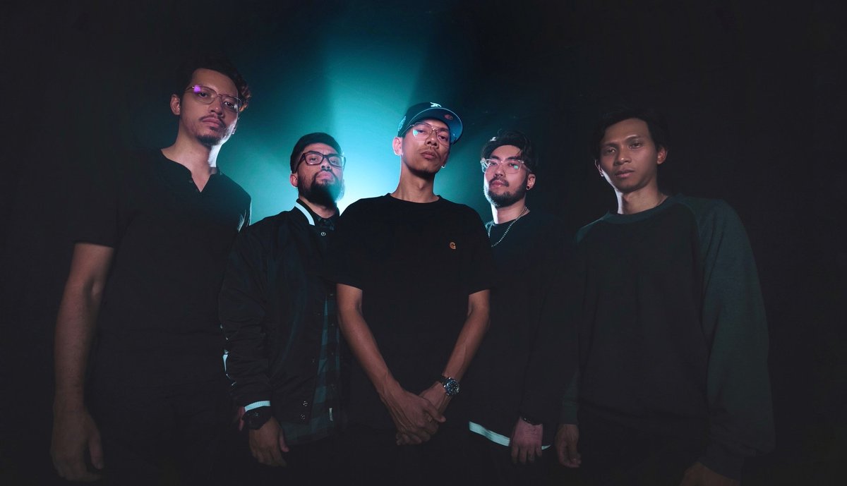 INSANEBLOG1's tweet image. INVERSION Unleash Haunting New Single ‘Pale Blue’
insaneblog.net/2025/07/invers… #metal #progmetal #metalcore