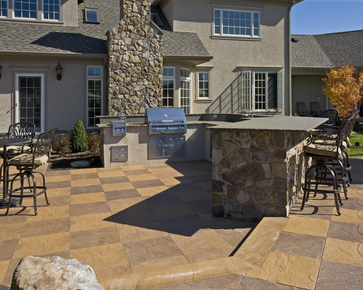 Transform your outdoor space with Young's Landscape! 🌿✨ With 30+ years of experience, we specialize in custom designs and hardscapes. Ready to elevate your home? Schedule your consultation today!