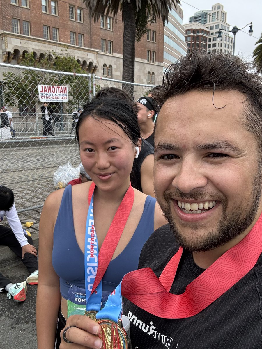 ivory_tang's tweet image. We take “commit to the bit” quite seriously 

(Before and after of sf marathon)