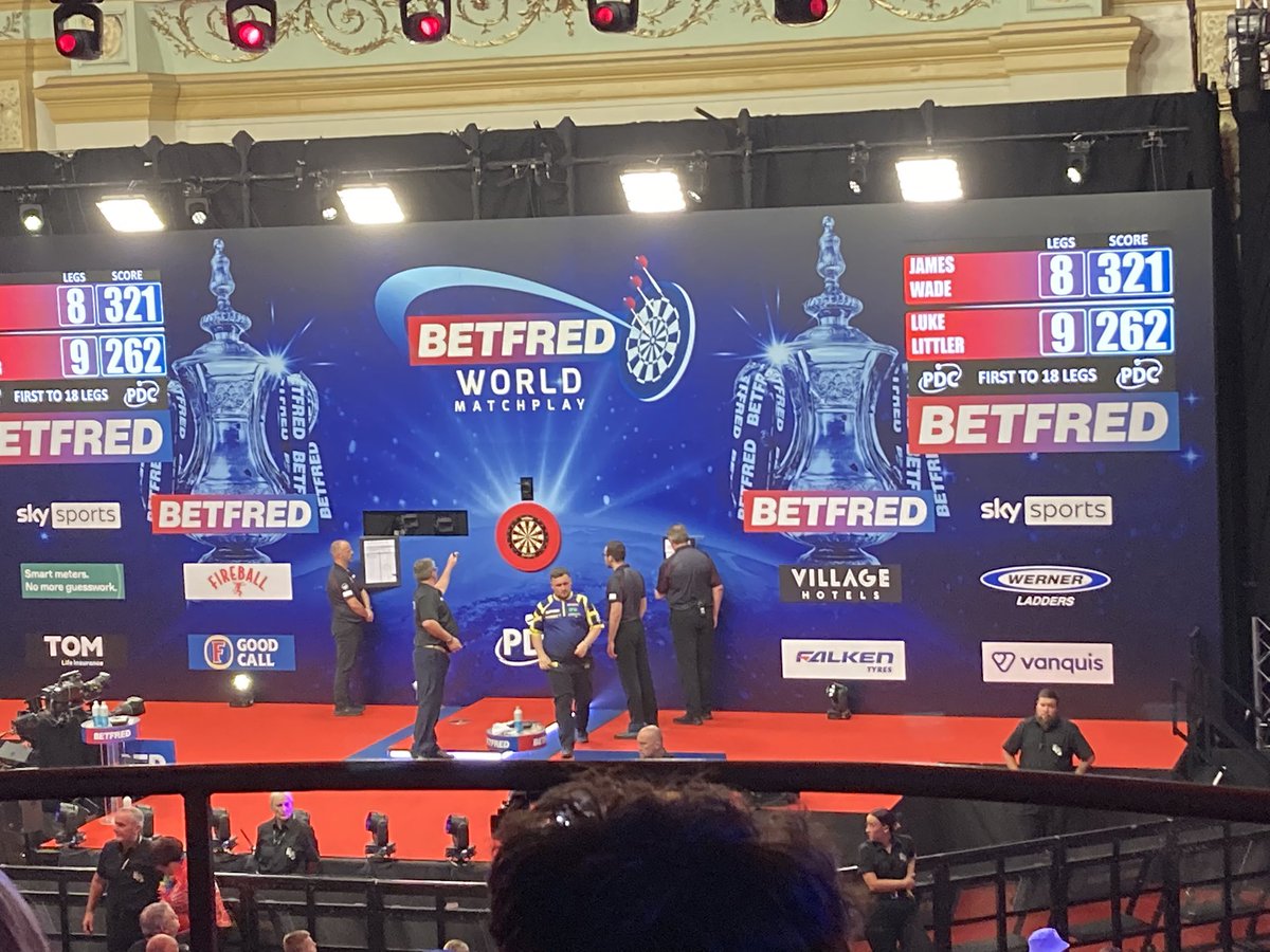 MHuburn's tweet image. Another cracking game #worldmatchplaydarts