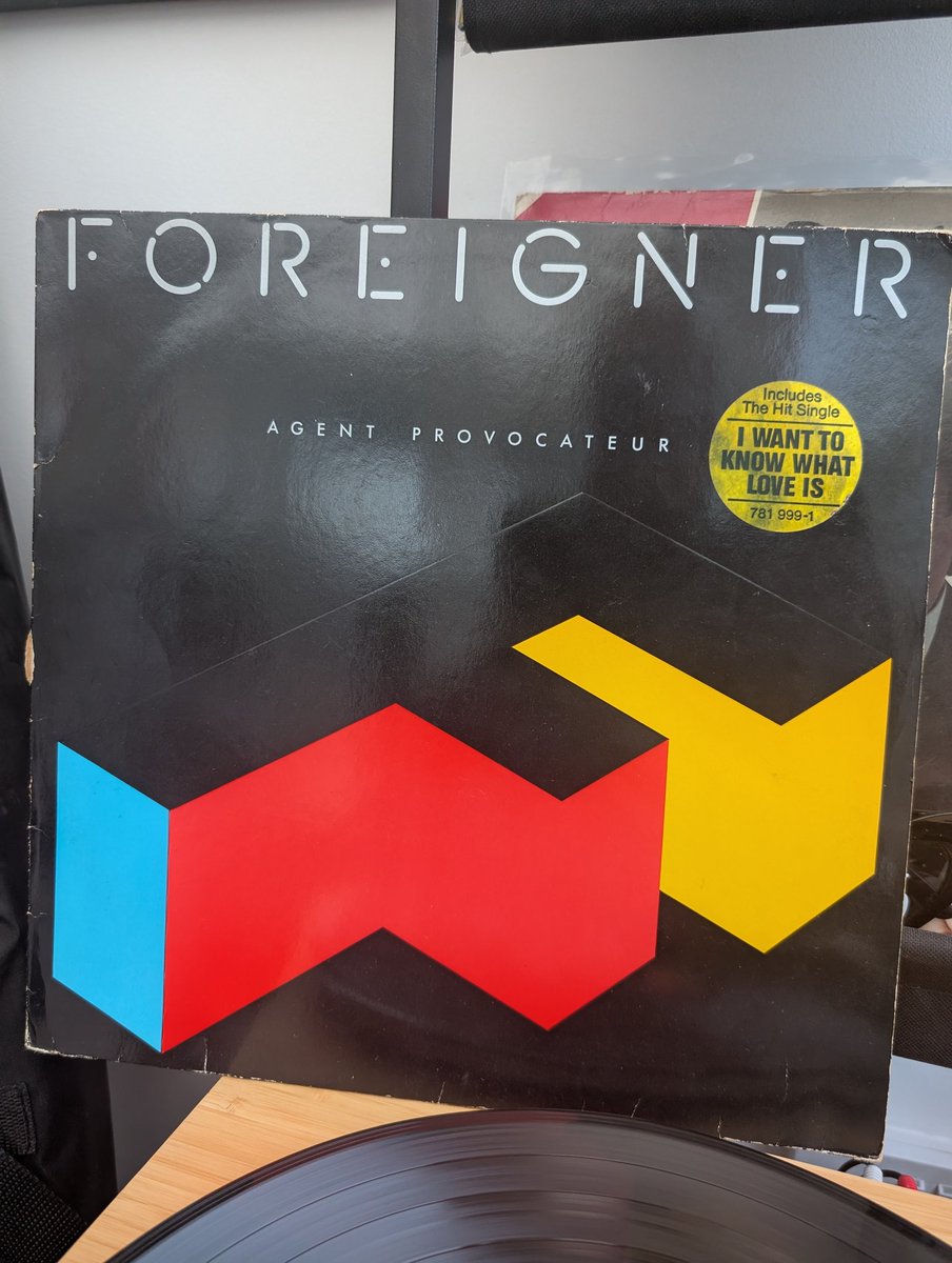 dazphillips74's tweet image. 1000 album challenge 🎧
#627
Agent provocateur by @ForeignerMusic
My favourite AOR band. Not quite up there with the earlier stuff but has THAT song.
Fav Track: I want to know what love is
#1000albums
#foreigner
#vinylrecords