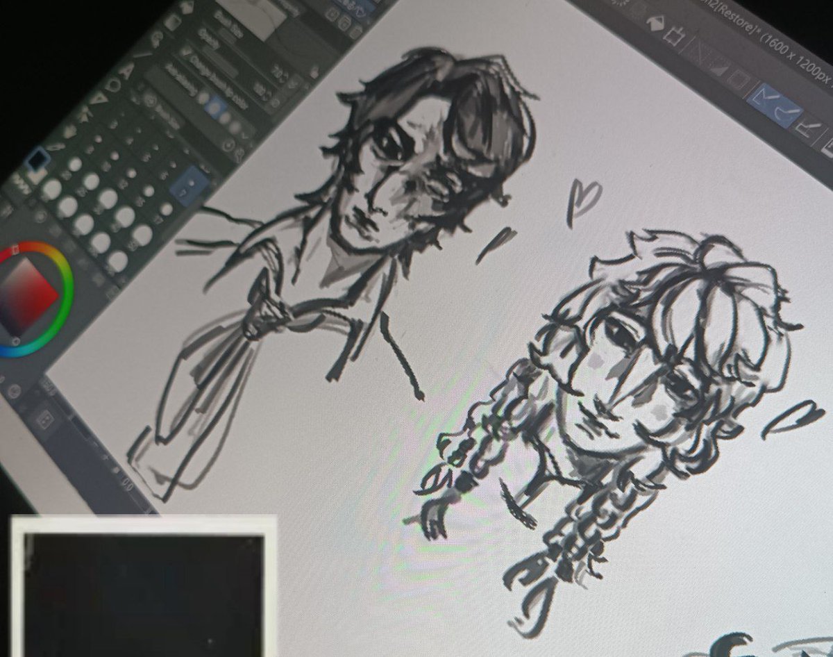 ontikkk's tweet image. Very old #ithanort sketches