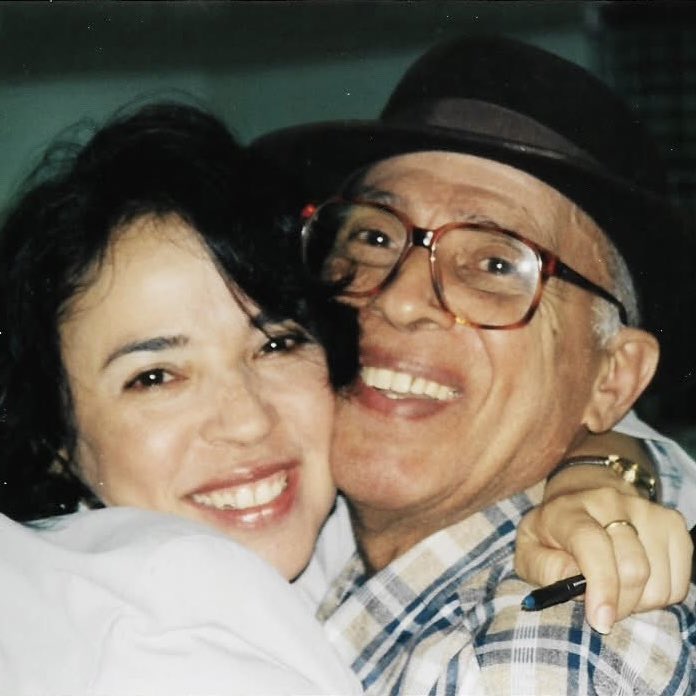 Mi padre! Juan Isidro Moreno Espinal
La integridad hecha persona,
La sencillez, los valores, el ejemplo,
Te recuerdo siempre.
Desde allá, desde el espíritu, te quiero ❤️ te recuerdo, te extraño más estos 10 años de tu ausencia física.