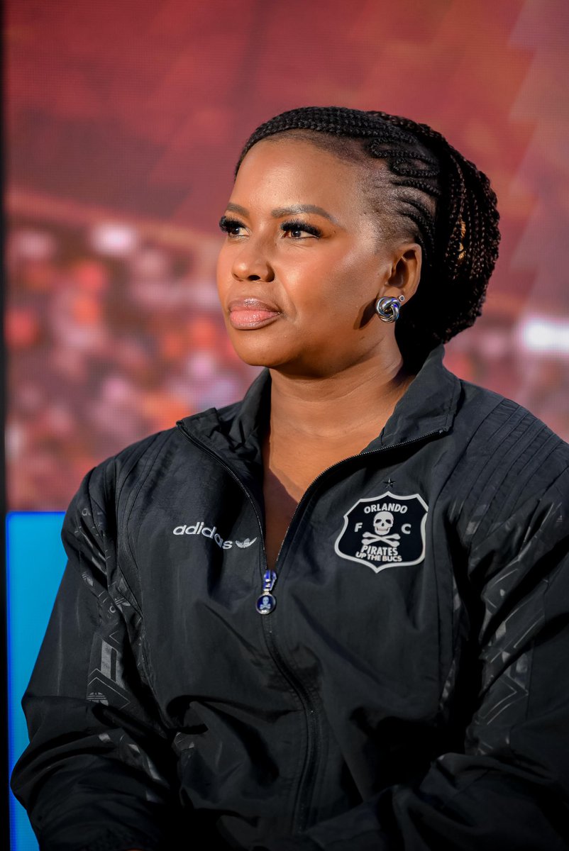 SimplyCarol8's tweet image. What. An. Episode!! 👏🏽👏🏽👏🏽👀 Can’t wait for next Sunday 🫢🫢 #GiantsOnDSTV @orlandopirates @SuperSportTV