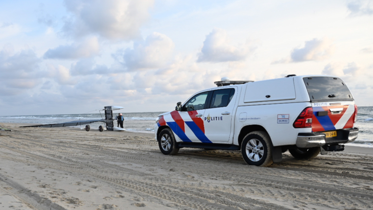 Hulpdiensten rukken groots uit voor mogelijk gekapseisde boot in Bergen aan Zee, maar het blijkt loos alarm: De hulpdiensten zijn zondagavond groots uitgerukt naar Bergen aan Zee, omdat daar mogelijk een boot zou zijn gekapseisd. De reddingsbrigade, de… dlvr.it/TM8BhG