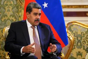 gazetadopovo's tweet photo. EUA classificam cartel ligado a Maduro como organização terrorista internacional, diz Tesouro

https://t.co/FQJjR9rN5x https://t.co/eDv70X0y1A