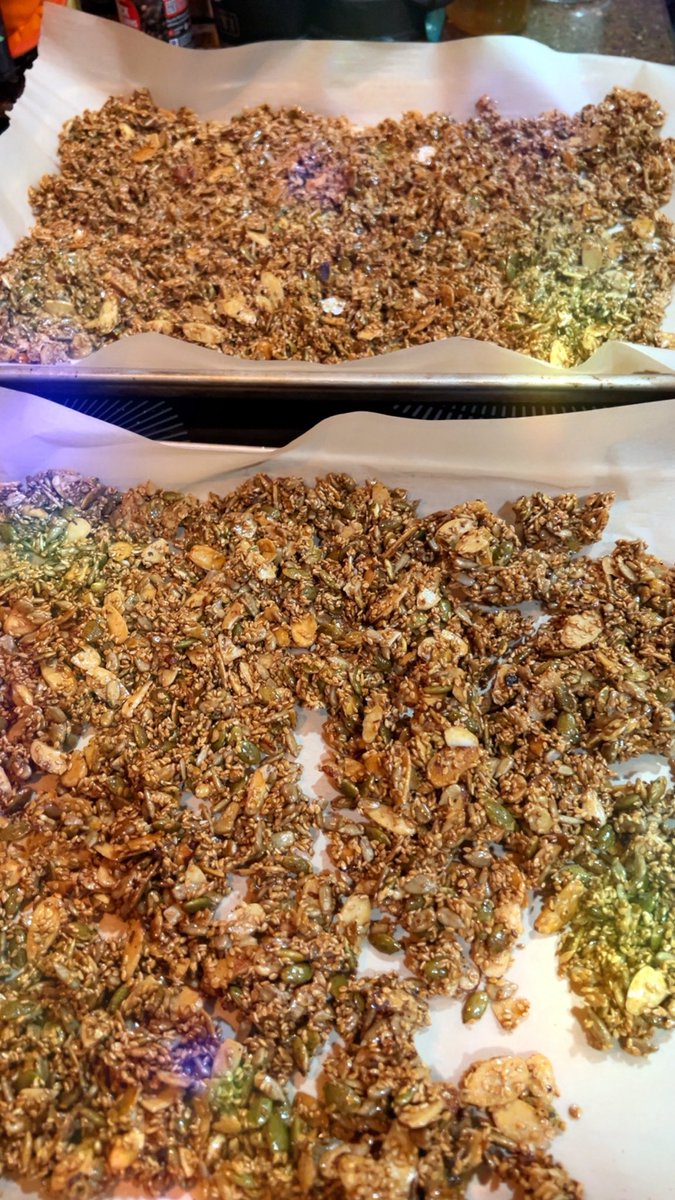 janicesghost's tweet image. I’ve been in the kitchen whipping up some candied nuts and seeds 👩‍🍳