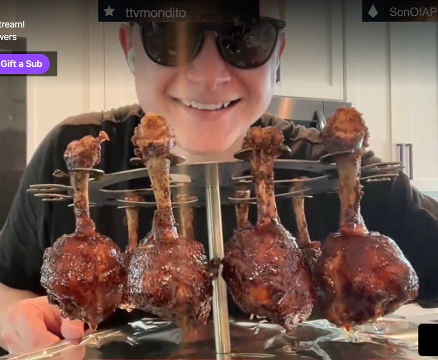 MamaTaesra's tweet photo. @pad__foot made chicken lollipops on twitch! https://t.co/st6qKX6GFv