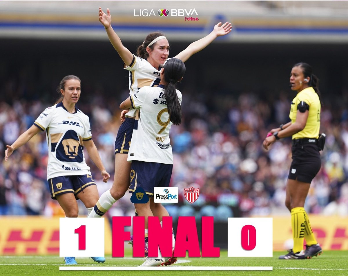 PressPortmx's tweet image. ¡UNA VICTORIA MÁS! 🔥
Se termina el encuentro @PumasMXFemenil suma tres puntos más al vencer por la mínima a @NecaxaFemenil.
#ligabbvamxfemenil
