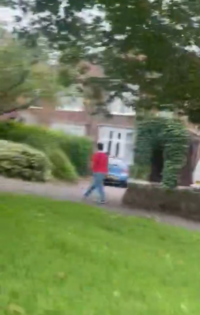 iamautismm's tweet image. i&apos;ve been papped