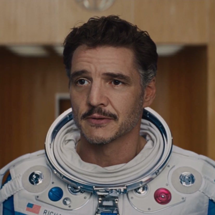 joeImiIIer69's tweet image. hes so fine i&apos;m blocking omar apollo