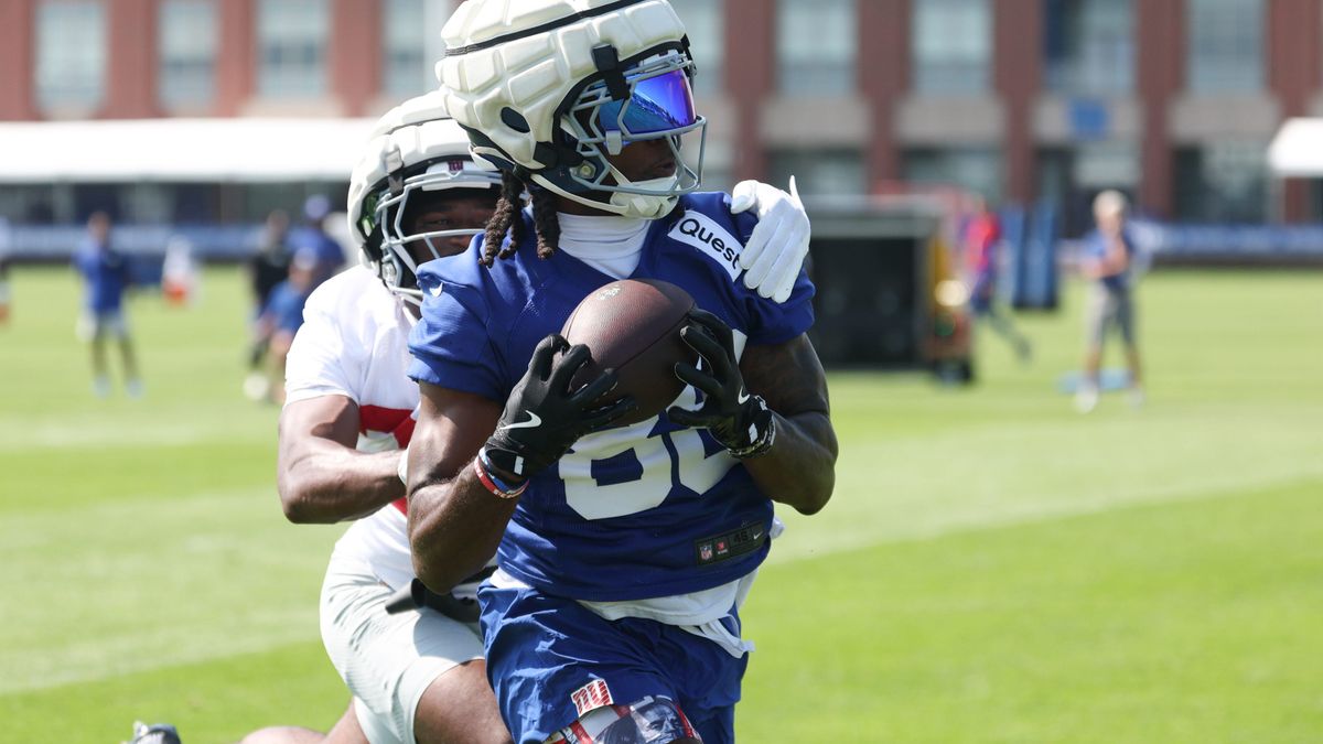 TheGiantsWire's tweet image. New York Giants' Bryce Ford-Wheaton carted off after suffering ugly leg injury giantswire.usatoday.com/story/sports/n…