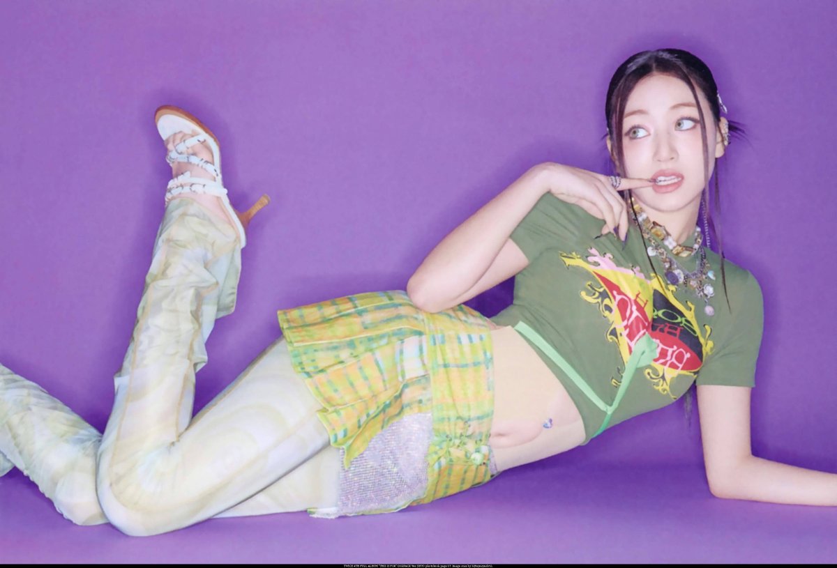 SCAN] TWICE 4TH FULL ALBUM 