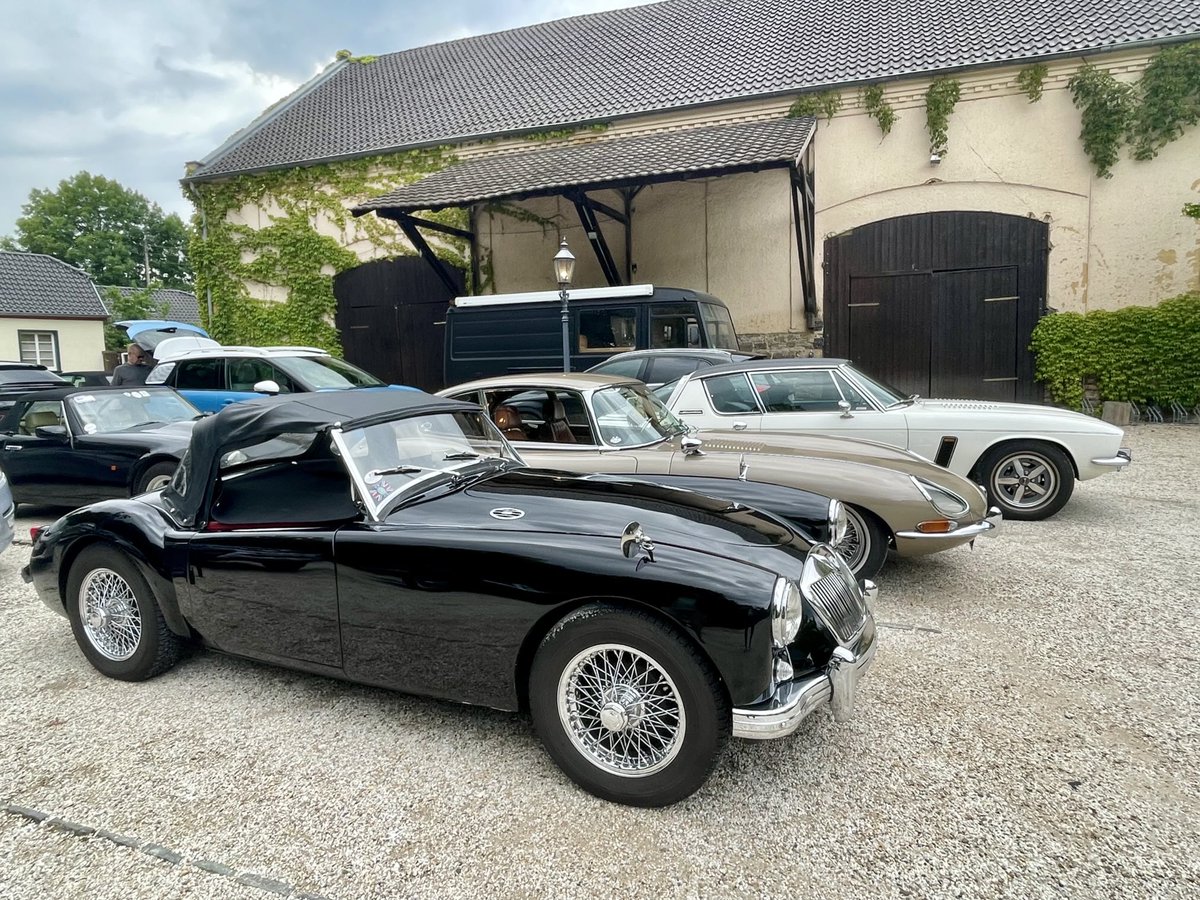 Silabrei's tweet image. Schicke Oldtimer gab’s zu bestaunen. 🥰