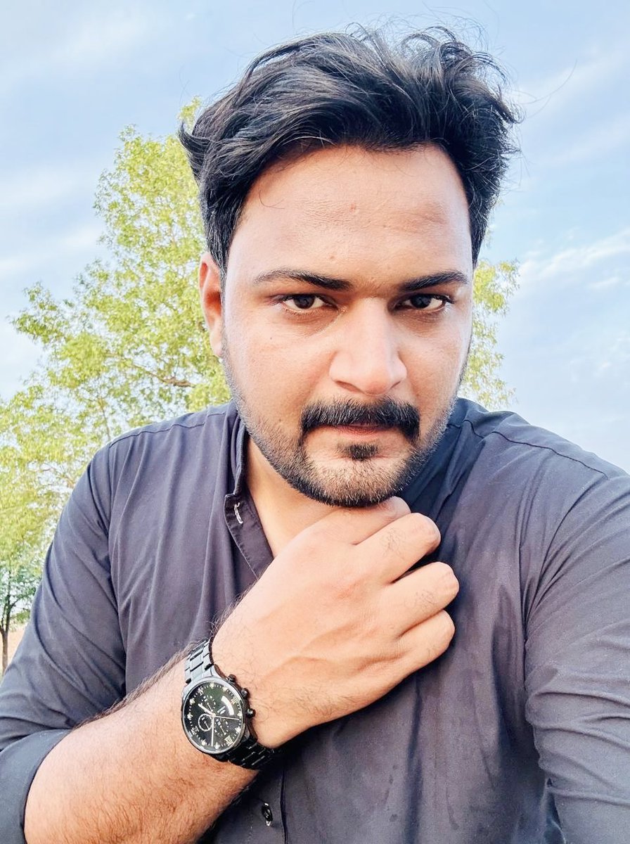اُس نے مجھ سے اور میں نے بدلے میں.... جو ملا اُس سے بے وفائی کی