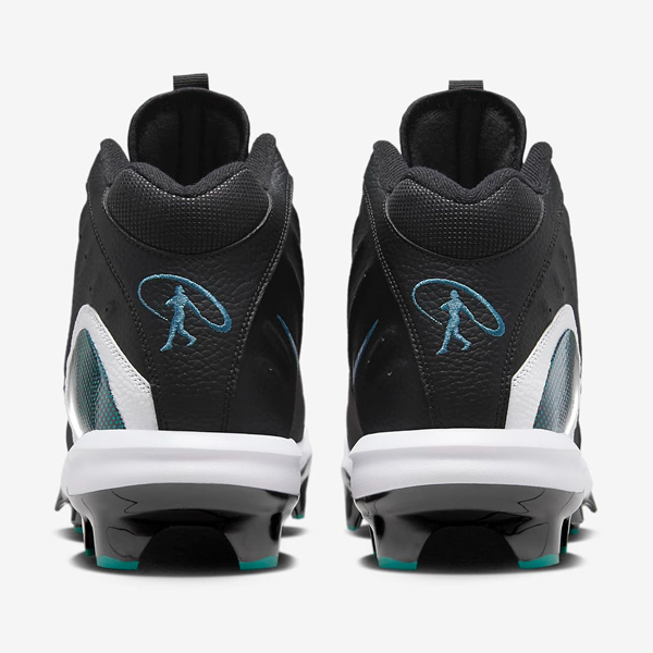KicksDeals's tweet image. Savings of $60 OFF retail are available for black/white-fresh water Nike Griffey 2 MCS ⚾️ Cleats at $79.18 + FREE shipping.

BUY HERE -&amp;gt; tinyurl.com/zyc6uy77 (use promo code SPORT at checkout)