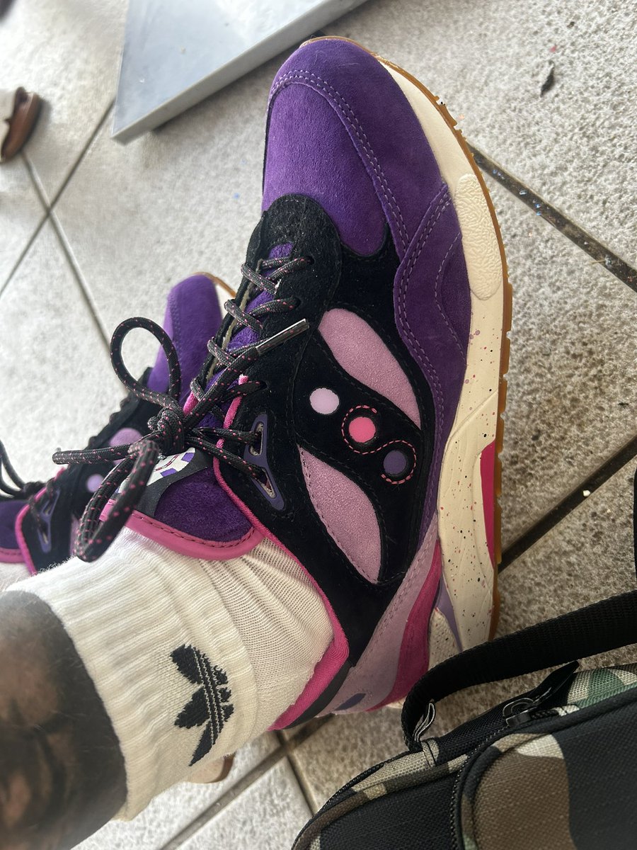 Saucony G9 Shadow 6 “The Barney” for a mooch in to downtown Paphos