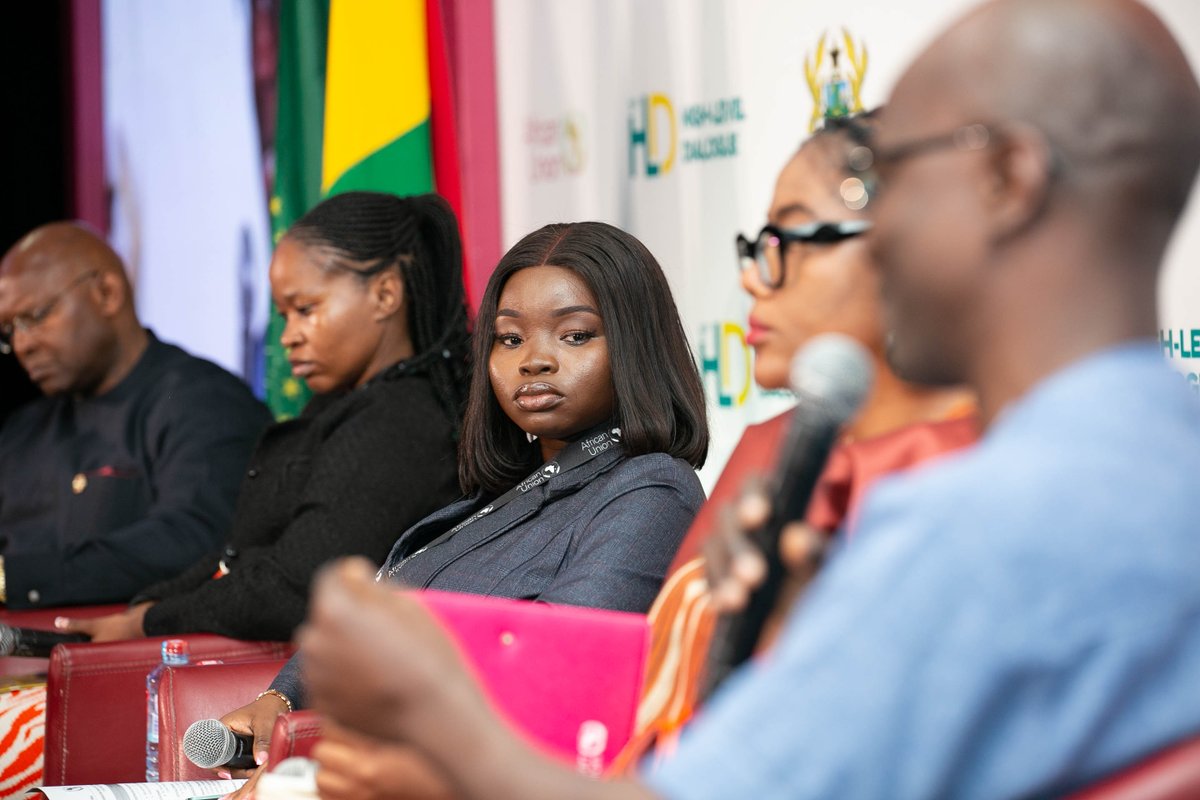 AUC_PAPS's tweet image. ♀️Gender pre-event #DGTrends
SESSION1: Realizing the Maputo Protocol for Women Empowerment
Moderator: Mr Richard Ssewakiryanaga
Speakers:
•Dr Joseph Asunka,@afrobarometer
•Ms Tendai Wanaika
•Ms Regina Borley Bortey,@GenCEDgh
•Ms Sidilame Tumisang
@_AfricanUnion @AGA_Platform
