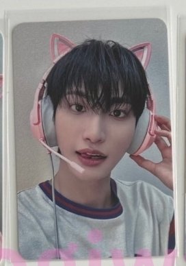 seonghwasapphic's tweet image. i need this pc omfg