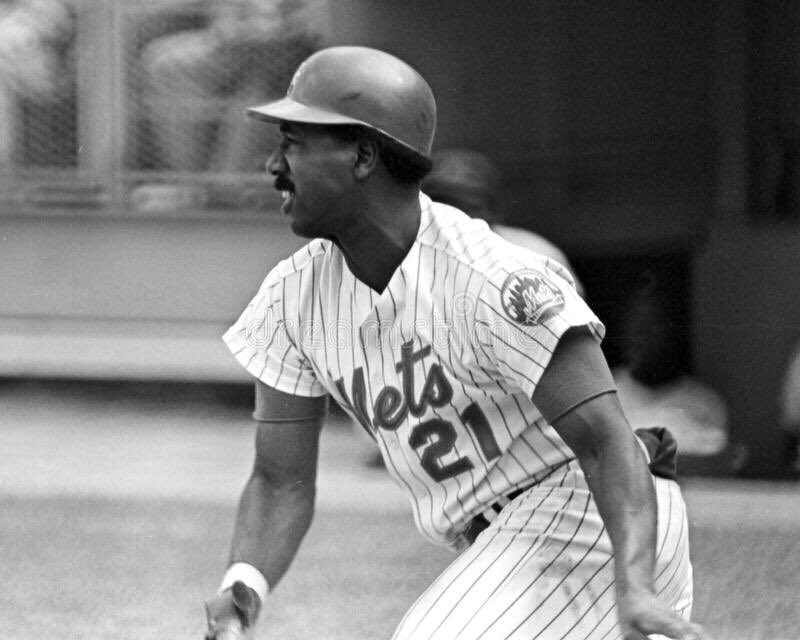 metsrewind's tweet image. July 27, 1975: The @Mets release Cleon Jones after suspending him nine days earlier for &quot;insubordination&quot; following an altercation with manager Yogi Berra. After missing the 1975 season, Jones signed and briefly played for the @WhiteSox in 1976: nytimes.com/1975/07/27/arc……