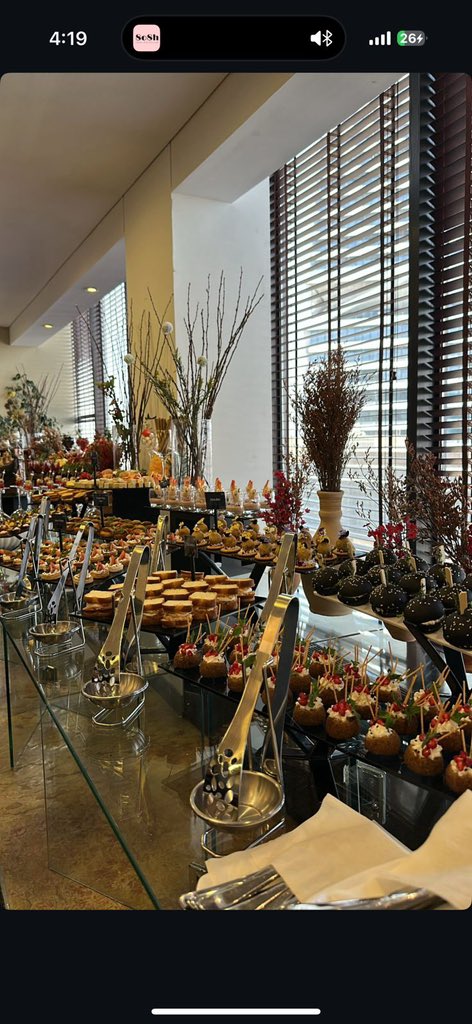 في بيئة أعتبرها  نموذجًايُحتذى به في تمكين الكفاءات وحفظ أثرهاودّعت  <a href="/Ekal_ksa/">Ekal</a>  الزميل بدر العتيبي بعد مسيرة امتدت لـ ٨ سنوات من العطاء،وذلك في حفل تكريمي  بحضور سعادة الرئيس التنفيذي<a href="/Hamadalmalik/">حمد بن موسى المالك</a> وجميع منسوبي الشركة مماانعكس ايجاباً بتعزيز الولاء وتفعيل ثقافة الحوكمة لبئية العمل