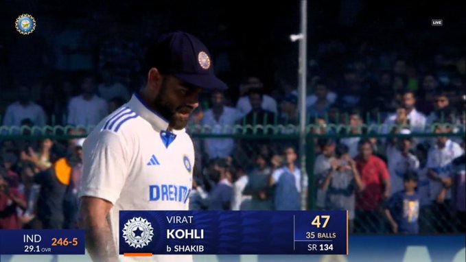 Goatlified's tweet image. Once Virat said, We are okay with losing, but not with drawing. Kohli used to play like a T20 match even in turning conditions to go for a win, instead of playing at a strike rate of 40 on flat pitches just to draw the match. That’s the difference between Kohli and the current…