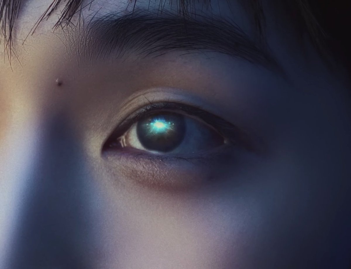 ikeukoo's tweet image. I DIDN&apos;T EXPECT THE MV TO BE THIS GOOD OMG?