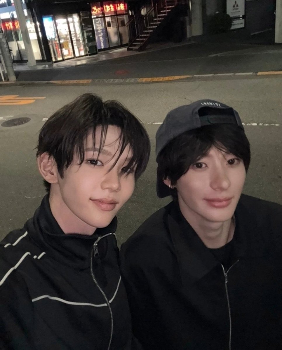 antonalwaysfine's tweet image. my mennn😫🖤