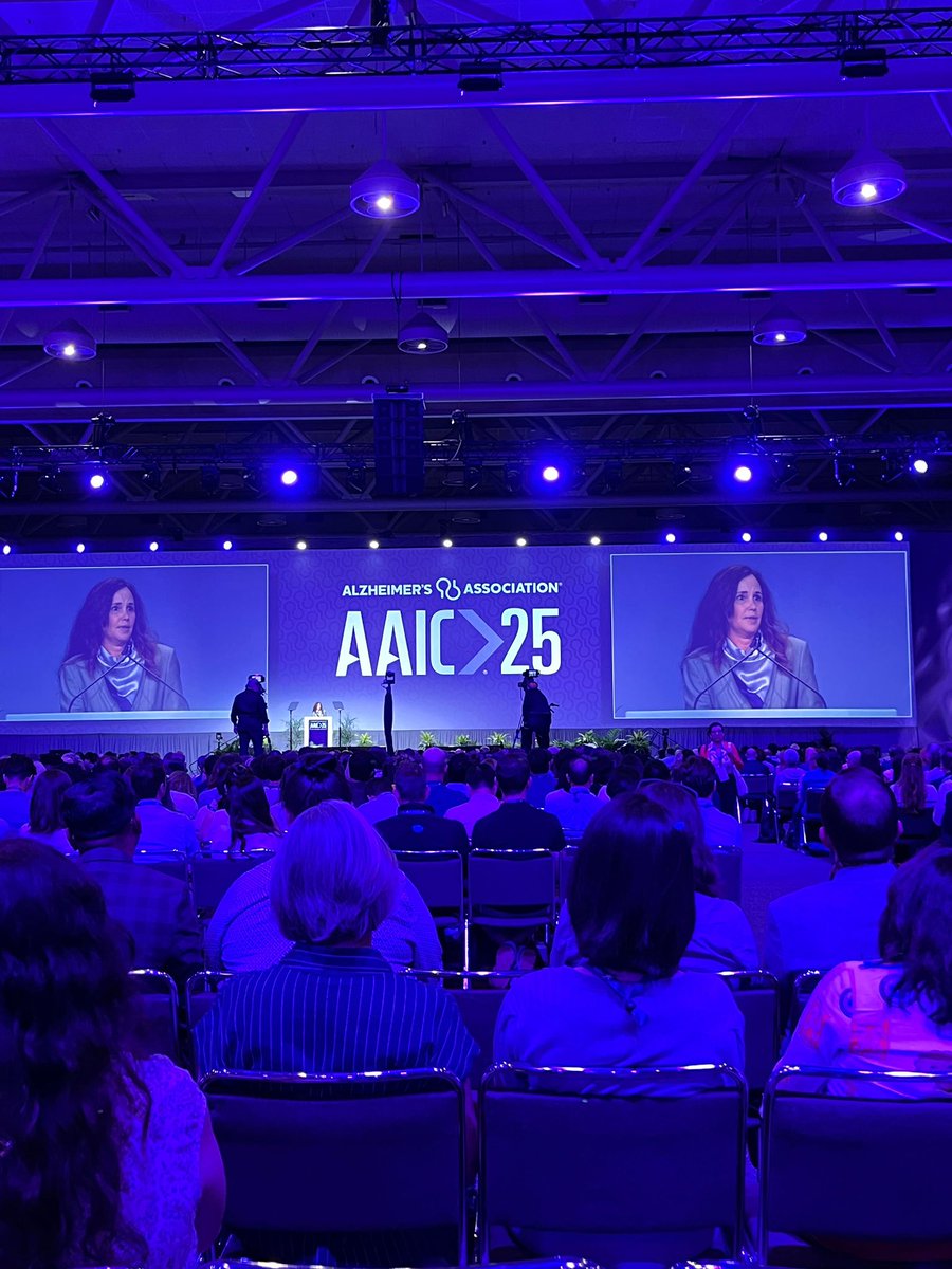 Over 11,000 registered for #AAIC25!
🧠 8,000 attending in Toronto
🌍 3,000 joining virtually from around the world
A global community advancing Alzheimer’s science together 💜
#DementiaResearch #AAIC2025 #Alzheimers
