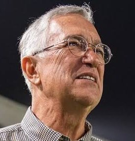 CeaseCruz's tweet image. Sería muy interesante que por misògino, racista, clasista,
machista, mala paga y un sin
fin de etc. etc. La #FIFA lo
sancionará quitándole  los
Derechos televisivos del
Mundial 2026 que dice el
público!!!! 🤔👇