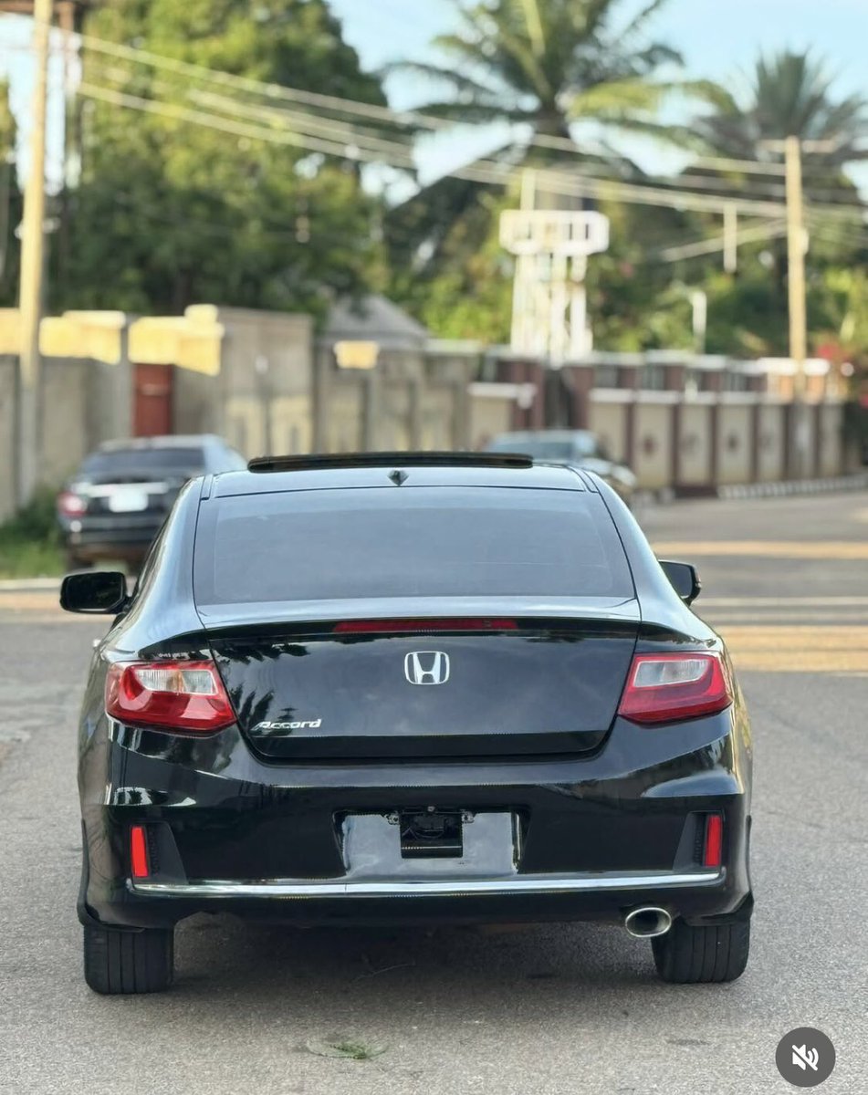Automall_ng's tweet image. Honda Accord Coupe 2015 model
Price:9.5m
Location: Kaduna
@abujastreets
Retweet pls馃檹