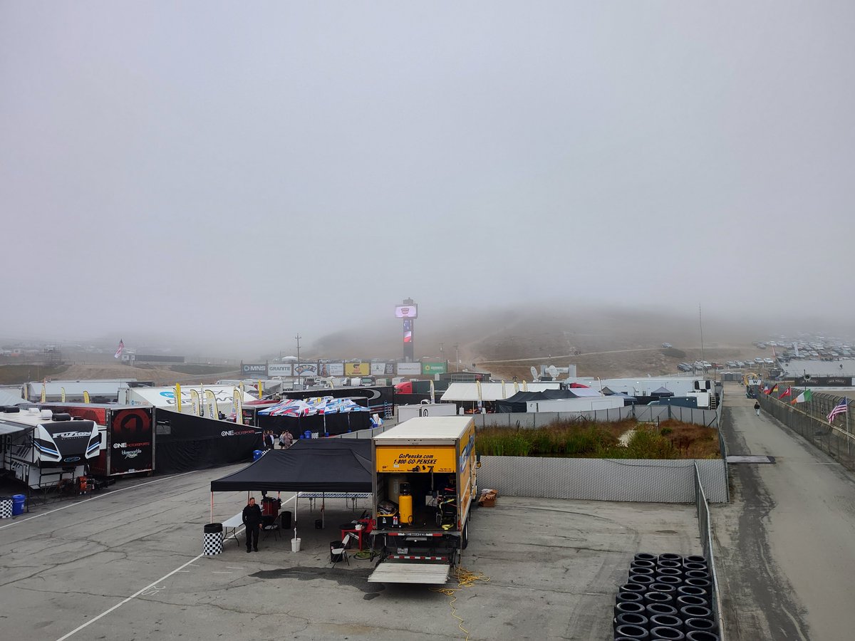 KevinDMotors's tweet image. IndyCar made a good decision to move warm-up to yesterday. No way we would be able to take the track right now. Can't even see up the hill.
#IndyCar #JavaHouseGP