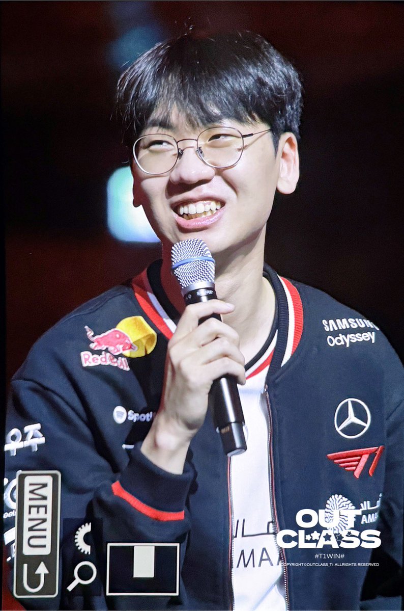 Outclass_T1's tweet image. 250727 HOMEGROUND
#ν°μ #T1 #T1WIN #λλ #DORAN
