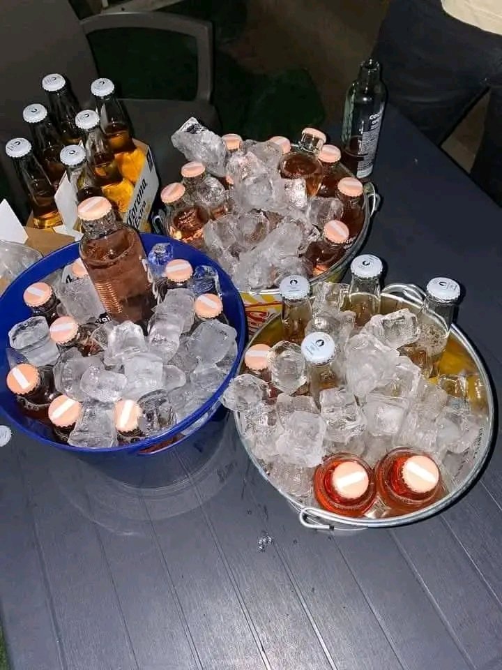 JustFoza's tweet image. At Groove                          At Home