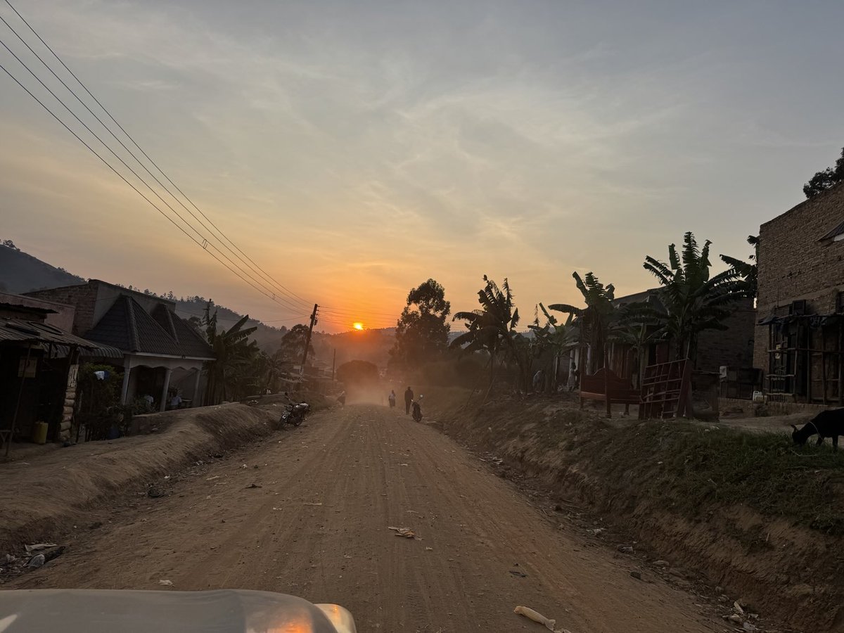 GodberTumushabe's tweet image. The beautiful sunset moment in Ntungamo!