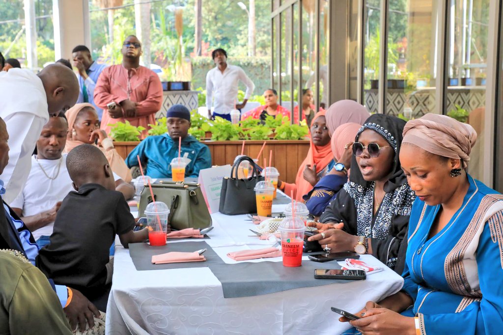 RamathanLk's tweet image. Islamic Halal Brunch is happening now at Four Points by Sheraton, Kampala! Hajjat Hadijah Namyalo, ONC boss, attends as Muslim leaders are honored for their contributions to the faith. She's among the nominees. #M7IsTheBest