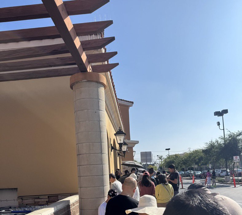 LA_PTCGRestock's tweet photo. Per source line at El Monte about 40+ Goodluck https://t.co/9A7hz96B3q