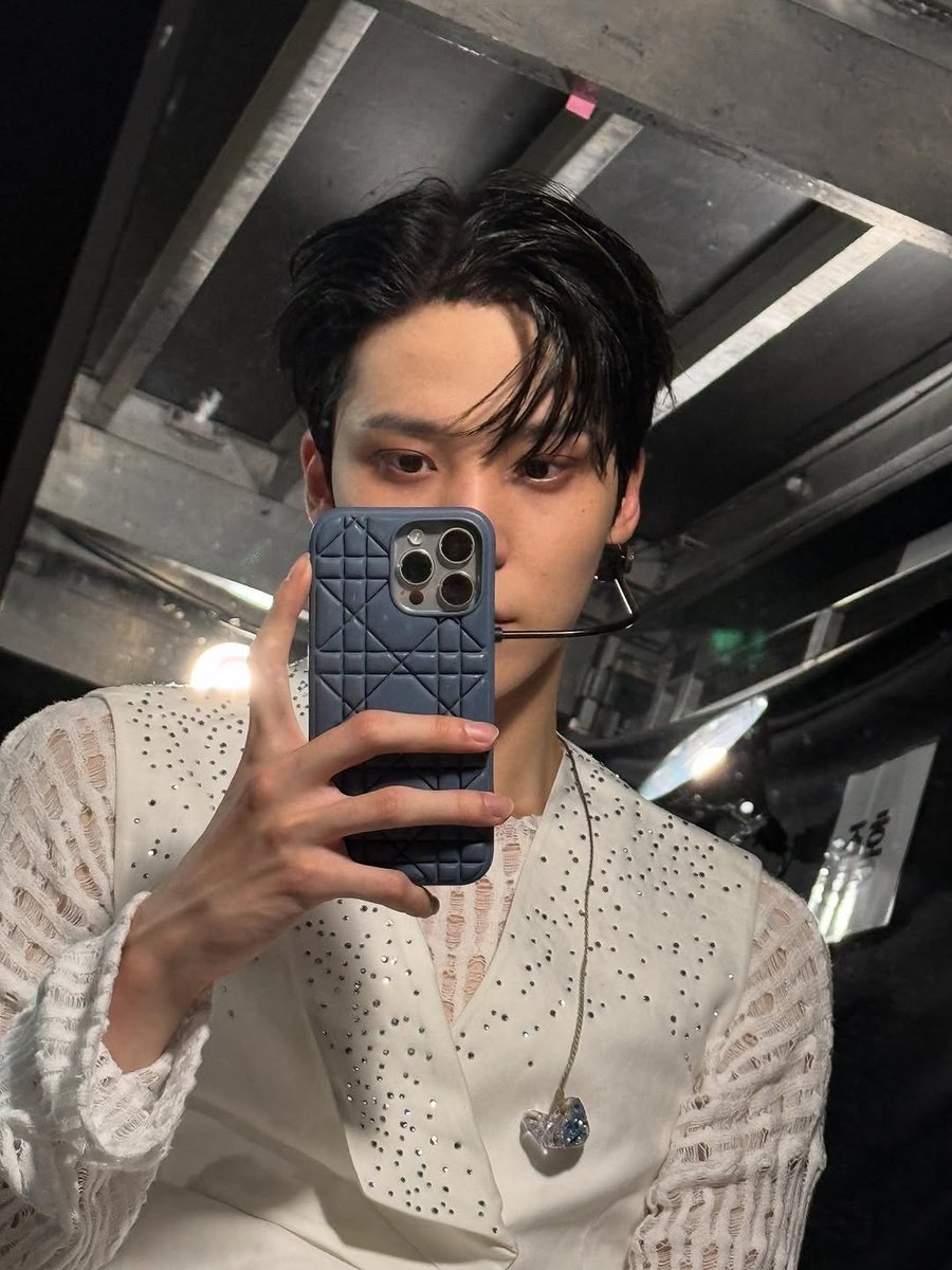 TACO_0323's tweet image. 와 숨 못 쉼