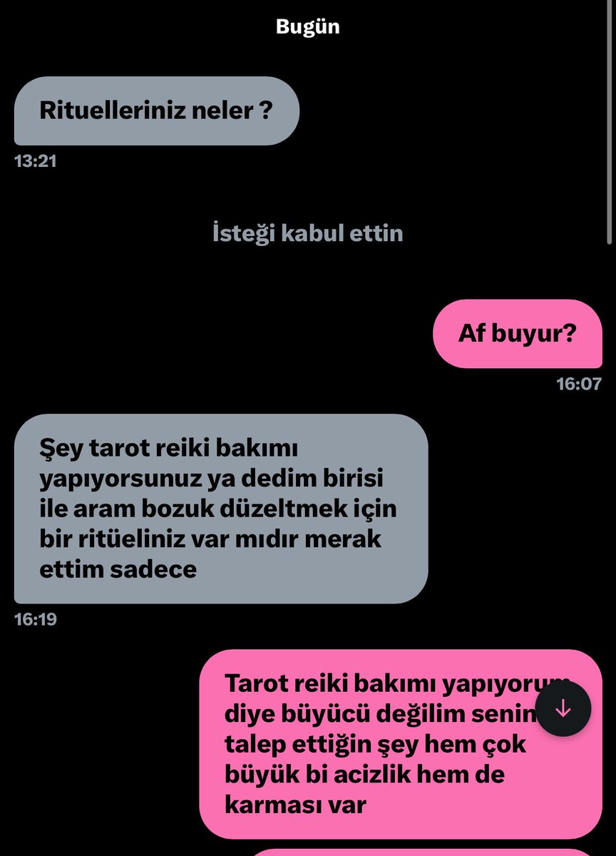 keskintarot's tweet image. Pardon! Reiki ritüeli diye bir şey yok. Hem adama “ritüel” başlığı altında büyü yaptırmaya kalkıyor. Hem de uyarınca ben kötü oluyorum, engel yiyorum…deveye diken; insana…gerçekten hayret bir şeysiniz!