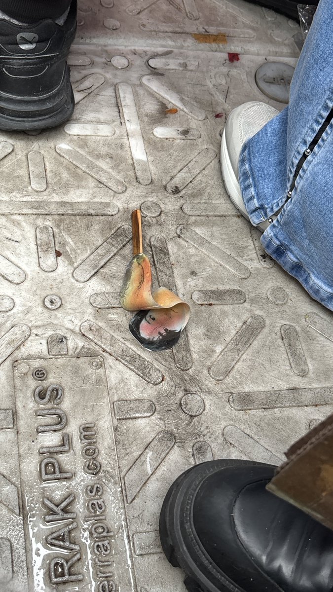 homotron98's tweet image. bro went thru some things
