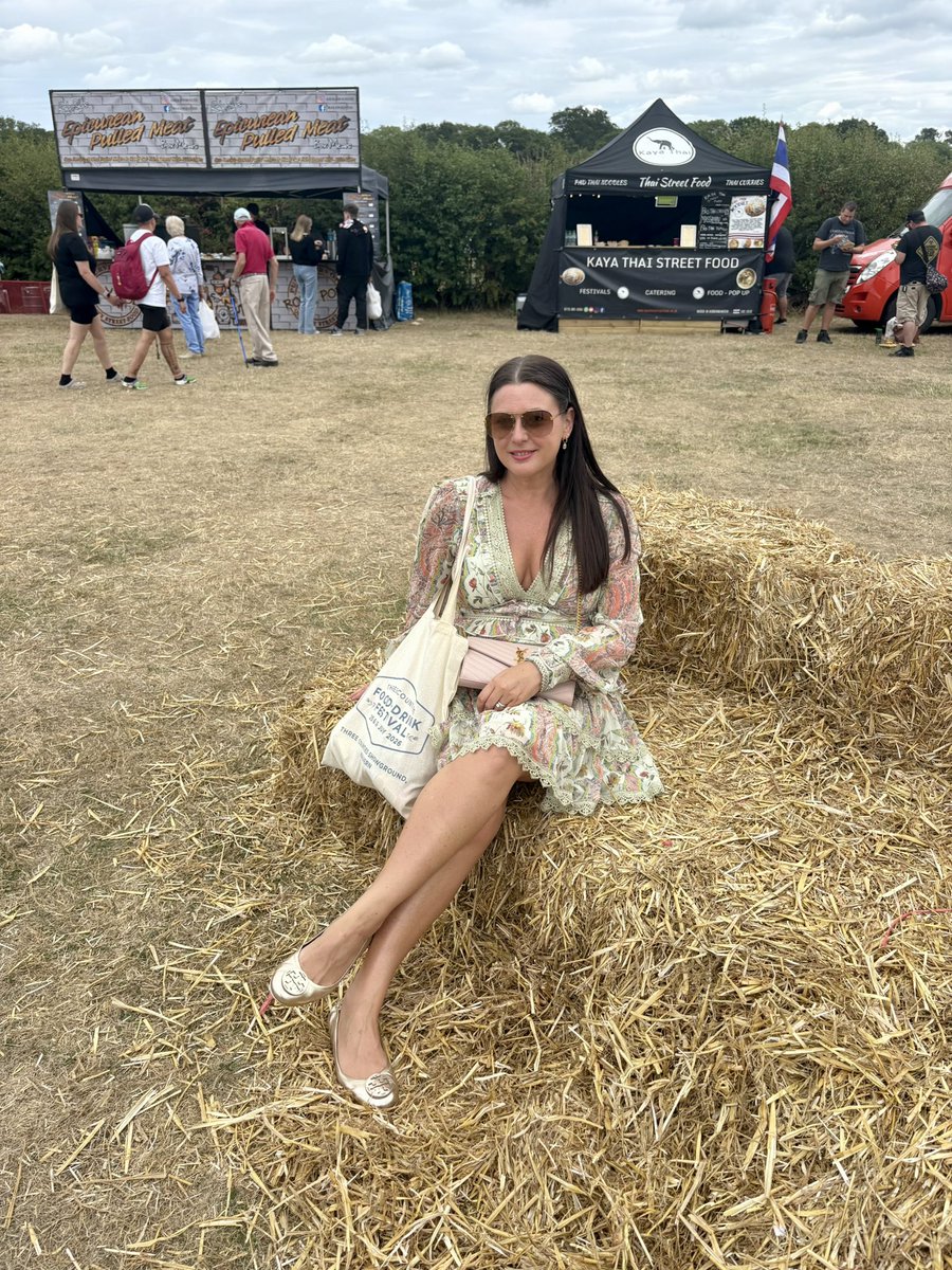 Fun day at the annual <a href="/ThreeCountFADF/">Three Counties Food and Drink Festival</a>  <a href="/3countiesshows/">Three Counties</a> 

Had lots of great food and cocktails and had a cheeky photo with <a href="/janespatisserie/">Jane’s Patisserie ❤️🍰</a>