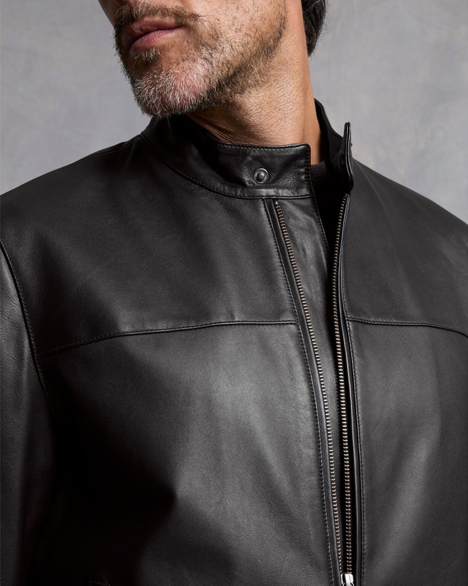 WOOLWORTHS_SA's tweet image. Crafted from buttery-soft premium nappa leather, our tailored biker jacket is the definition of structure and edge. A wardrobe icon, reimagined for today 🔓
Add a new winter jacket to his wardrobe: brnw.ch/21wUsGu